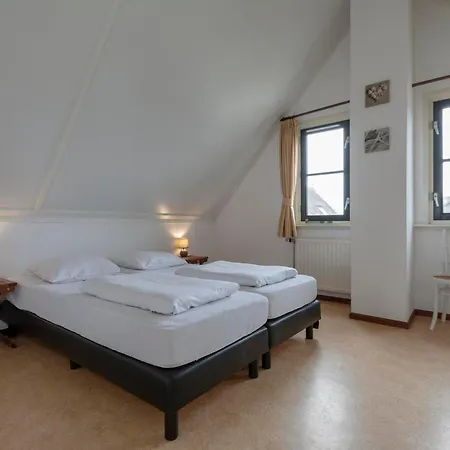 Holiday home De Buitenplaats 97 Callantsoog