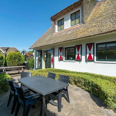 Holiday home De Buitenplaats 97