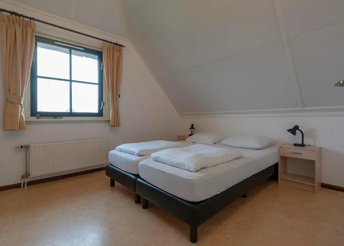 Holiday home De Buitenplaats 97 Callantsoog